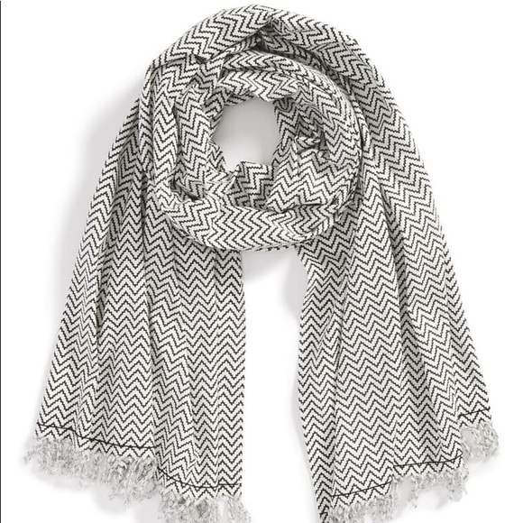 The Honest Company Accessories - Honest Company Organic Scarf/Nursing Cover | NWOT